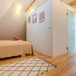 Danube Living Collection - Dachsberggasse - 90qm Altstadt-loft Mit Stadtblick * Kremže