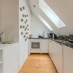 Danube Living Collection - Dachsberggasse - 90qm Altstadt-loft Mit Stadtblick