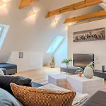 Apartment Danube Living Collection - Dachsberggasse - 90qm Altstadt-loft Mit Stadtblick