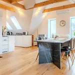 Apartmán Danube Living Collection - Dachsberggasse - 90qm Altstadt-loft Mit Stadtblick *