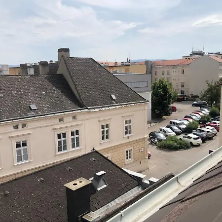 Apartment Danube Living Collection - Dachsberggasse - 90qm Altstadt-loft Mit Stadtblick Krems an der Donau