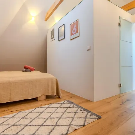 Danube Living Collection - Dachsberggasse - 90qm Altstadt-loft Mit Stadtblick * Krems an der Donau